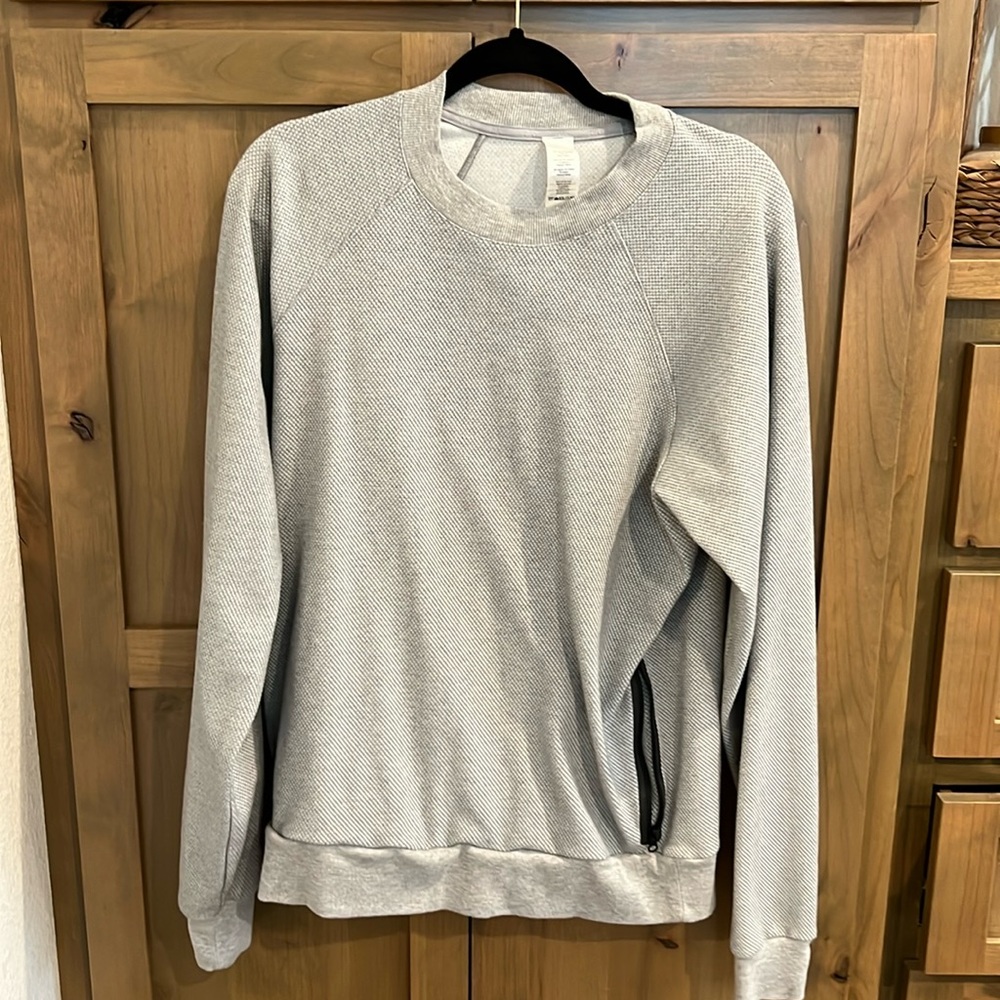 Alo Yoga Grey Long Sleeve Crewneck Sweater